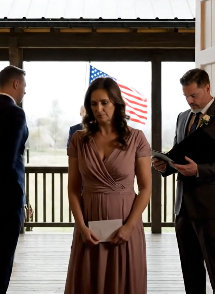 Mieheni jätti minut yksin vastasyntyneiden kaksosten kanssa “löytämään itsensä”. Hän sanoi: “Nämä vauvat ovat liian meluisia – tarvitsen tilaa”, ennen kuin lensi ystäviensä kanssa kuukaudeksi Eurooppaan jättäen minut hoitamaan kaksosvauvojamme yksin. Ja kun hän vihdoin palasi, hän oli sanaton nähdessään, kuinka paljon kaikki oli muuttunut. – Uutiset