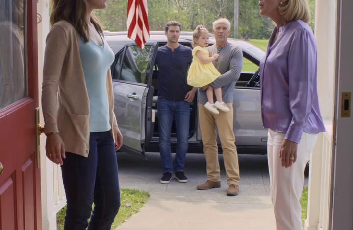 “Don’t Bring The Baby. It’ll Be Easier This Way,” My Mom Texted. My Dad Added, “Come Alone If You Can.” I Stayed Home. And So Did The $7,200 Mortgage Transfer I’d Been Sending Them. By 10:47 A.M., My Phone Was Ringing Nonstop.