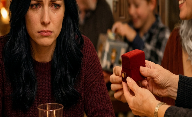 Mijn moeder gaf iedereen cadeaus met Thanksgiving, behalve mij. Een week later stonden ze voor mijn deur…