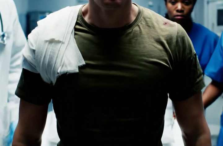 Hij kwam binnen, bloedend, brullend en twintig dokters weigerend