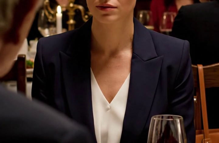 Die avond, tijdens Thanksgiving, stond mijn vader op met een witte envelop in zijn hand. Ik dacht dat ik al wist wat voor tafereel hij voor me in petto had, totdat ik me realiseerde dat ik die kamer binnenliep met iets wat hij nooit had zien aankomen: nieuws.