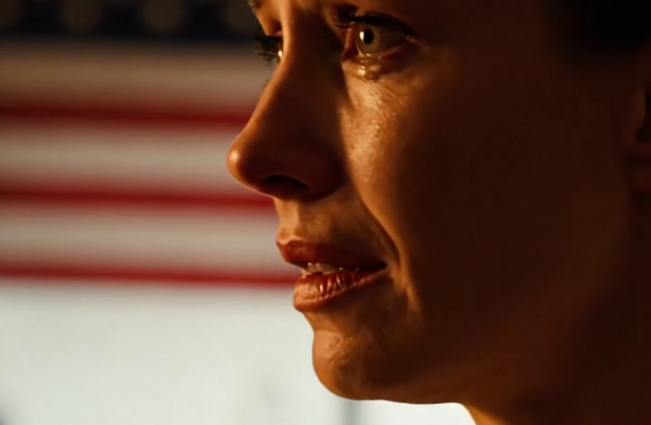 Right after his promotion, my husband calmly said, “The freeloading ends today,” then demanded we split our bank accounts and divide everything 50/50. I just nodded, agreed so fast he thought he’d won. But on Sunday night, his sister walked in, looked at the dinner table, looked at me, and blurted, “About time he stopped…” right as I pulled a folder and set it in the middle of the table.