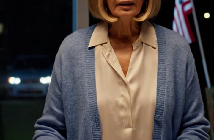 Ze namen mijn schoondochter mee uit om iets te vieren en lieten me thuis achter met een berichtje over restjes, maar tegen de tijd dat ze na middernacht lachend terugkwamen, was er al iets in dat huis veranderd